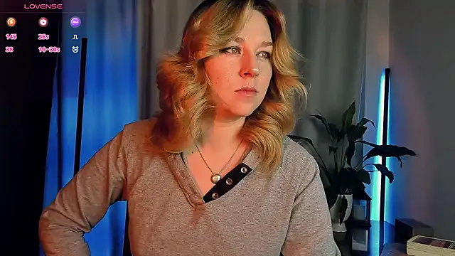 5 in one online show from December 2025 03:42:01 AM