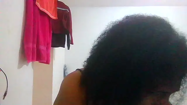 Snapshot of Aishamara chatting on September 2025 05:03:02 PM Aishamara online show from September 2025 05:03:02 PM