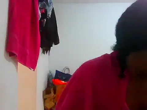Snapshot of Aishamara chatting on March 2025 04:15:02 PM Aishamara online show from March 2025 04:15:02 PM