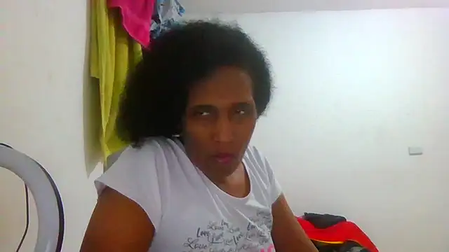 Snapshot of Aishamara chatting on September 2025 05:47:02 AM Aishamara online show from September 2025 05:47:02 AM