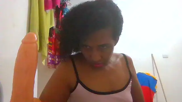 Snapshot of Aishamara chatting on October 2025 04:30:01 PM Aishamara online show from October 2025 04:30:01 PM