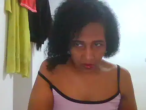 Snapshot of Aishamara chatting on March 2025 01:10:02 PM Aishamara online show from March 2025 01:10:02 PM