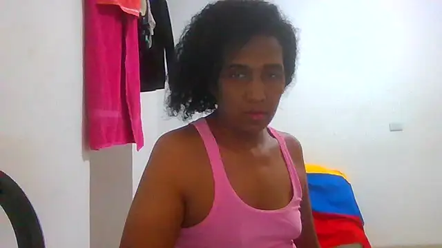 Snapshot of Aishamara chatting on September 2025 01:29:01 PM Aishamara online show from September 2025 01:29:01 PM