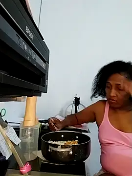 Snapshot of Aishamara chatting on February 2026 04:17:01 PM Aishamara online show from February 2026 04:17:01 PM