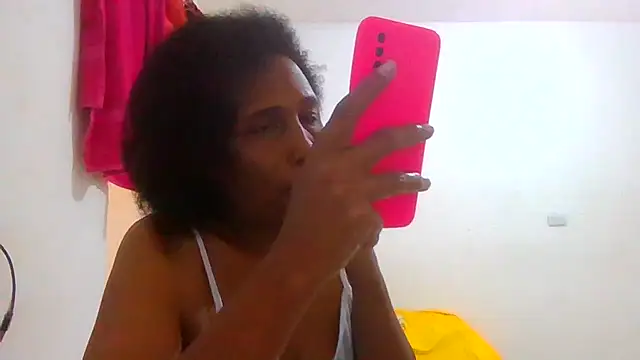 Snapshot of Aishamara chatting on September 2025 04:09:02 PM Aishamara online show from September 2025 04:09:02 PM