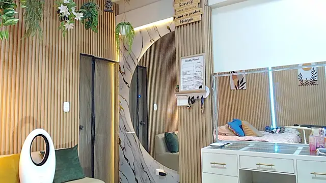 deepieredandwett online show from March 2026 04:58:02 PM