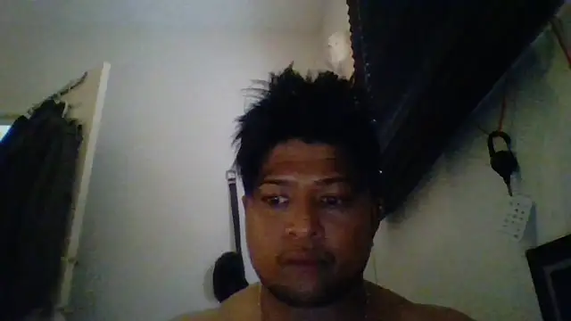 Snapshot of CleanGrey chatting on April 2026 10:47:02 PM CleanGrey online show from April 2026 10:47:02 PM