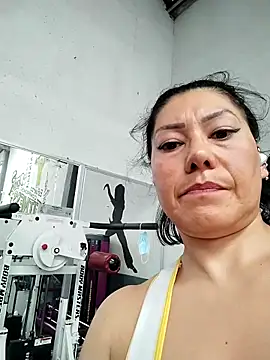 LaInsaciableIntensa online show from February 2026 05:04:01 PM