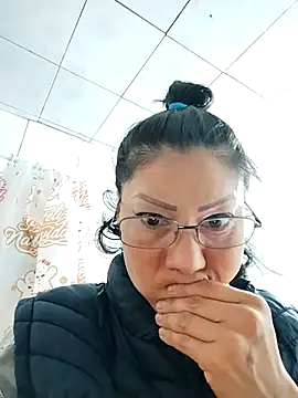 Snapshot of LaInsaciableIntensa chatting on November 2025 05:27:01 PM LaInsaciableIntensa online show from November 2025 05:27:01 PM