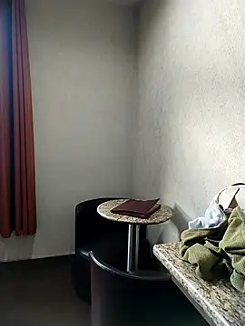 LaInsaciableIntensa online show from January 2026 11:41:02 PM