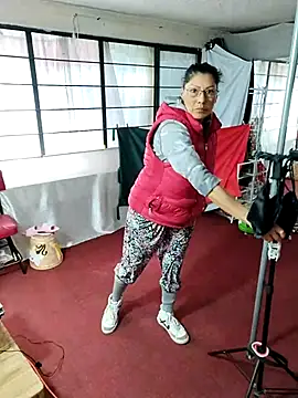 Snapshot of LaInsaciableIntensa chatting on November 2025 04:45:02 PM LaInsaciableIntensa online show from November 2025 04:45:02 PM