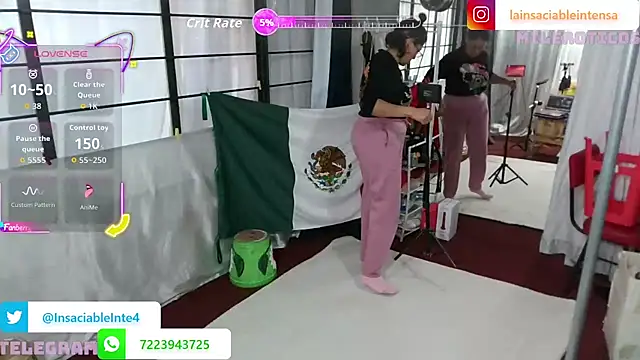 Snapshot of LaInsaciableIntensa chatting on October 2025 09:54:01 PM LaInsaciableIntensa online show from October 2025 09:54:01 PM