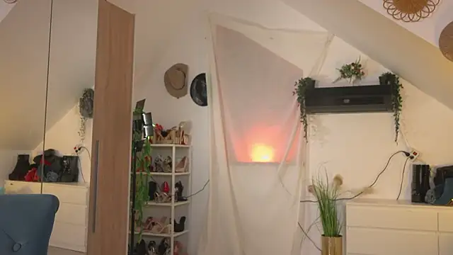 Amaliamour online show from February 2026 04:56:01 AM