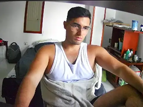 Snapshot of lechero226 chatting on December 2024 10:32:01 PM lechero226 online show from December 2024 10:32:01 PM