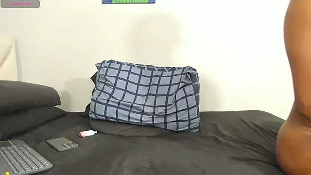 Snapshot of ferb_blacwood chatting on October 2025 05:32:02 AM ferb blacwood online show from October 2025 05:32:02 AM