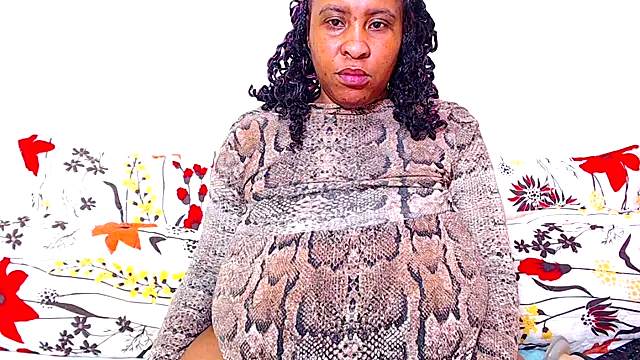 Snapshot of Ebonylovelyx chatting on October 2025 06:03:02 AM Ebonylovelyx online show from October 2025 06:03:02 AM