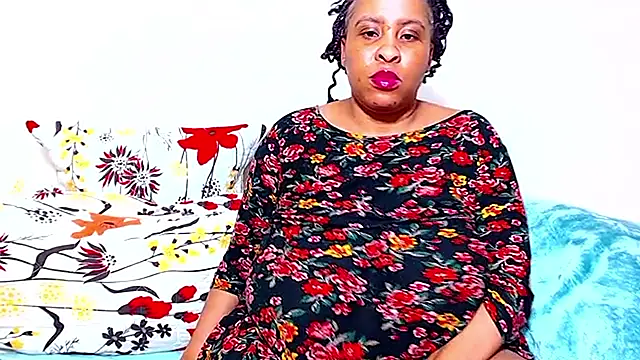 Snapshot of Ebonylovelyx chatting on October 2025 12:02:02 AM Ebonylovelyx online show from October 2025 12:02:02 AM