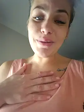 Keli Jessi online show from December 2025 03:27:02 PM