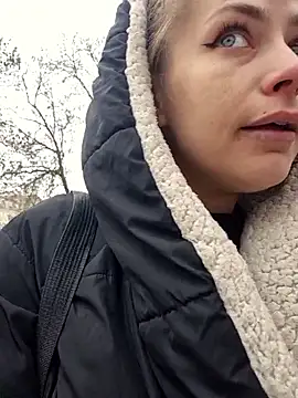 Keli Jessi online show from February 2026 01:13:02 PM