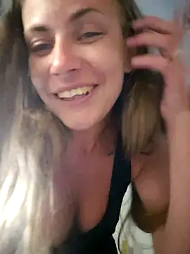 Keli Jessi online show from June 2026 08:39:01 PM