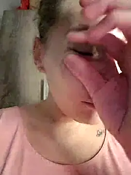 Keli Jessi online show from December 2025 07:04:02 PM