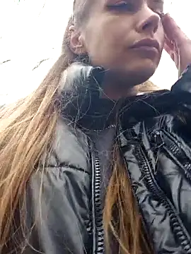 Keli Jessi online show from March 2026 01:17:01 PM