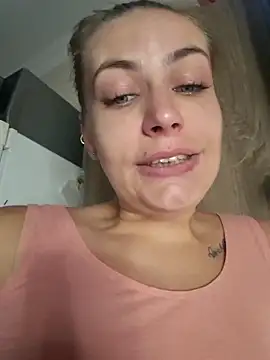 Keli Jessi online show from November 2025 03:56:02 PM