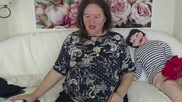 FlaviaSquirts online show from October 2025 07:23:02 AM