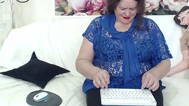 FlaviaSquirts online show from February 2025 11:28:01 AM