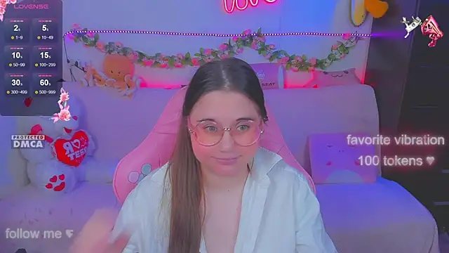 Lolisuccub online show from September 2025 05:56:01 PM