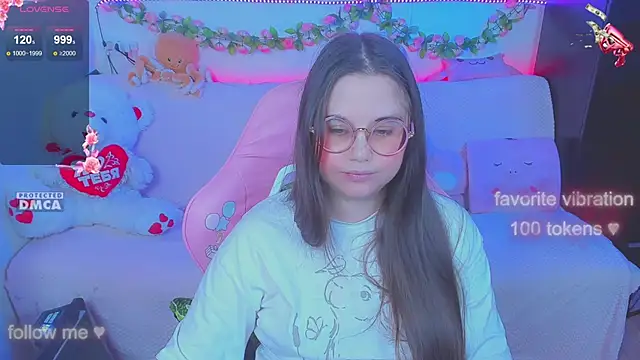 Lolisuccub online show from October 2025 06:22:02 PM