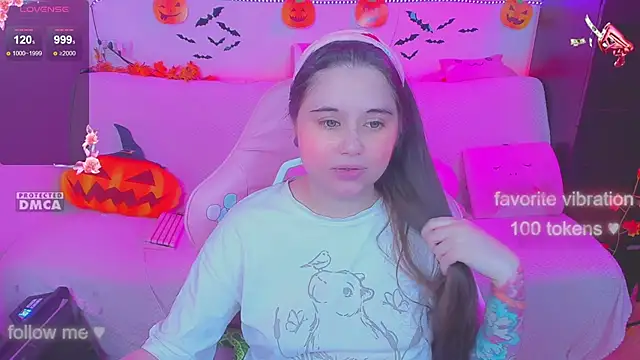 Lolisuccub online show from October 2025 12:57:01 PM