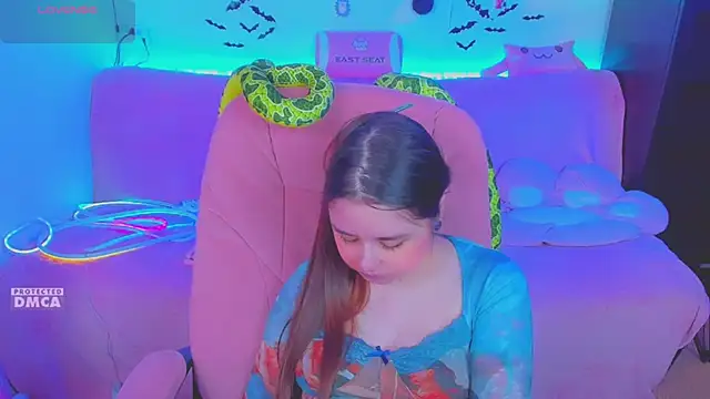 Lolisuccub online show from June 2026 04:12:02 PM