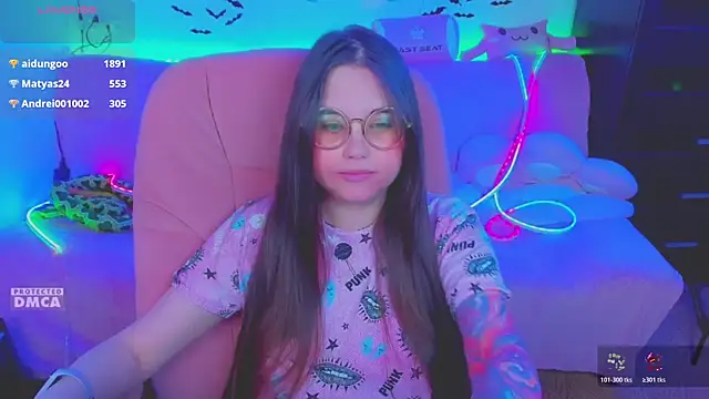 Lolisuccub online show from May 2026 04:33:01 PM