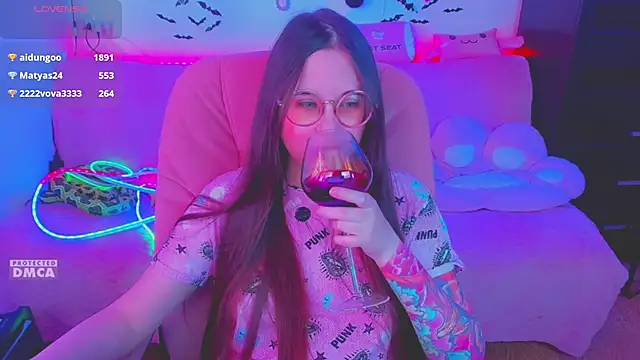 Lolisuccub online show from May 2026 02:09:02 PM