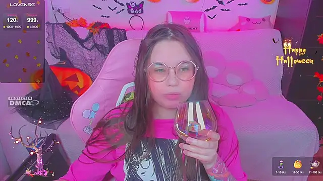 Lolisuccub online show from December 2025 05:36:01 PM