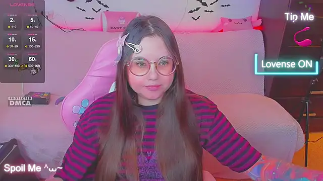 Snapshot of Lolisuccub chatting on December 2025 05:39:02 PM Lolisuccub online show from December 2025 05:39:02 PM