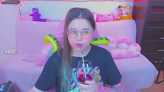 Lolisuccub online show from February 2025 06:15:02 PM