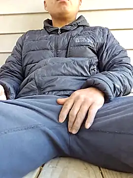 Diablo9804 online show from October 2025 04:37:01 PM