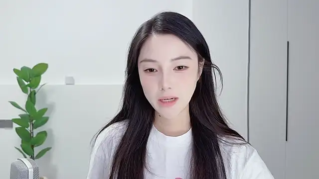 Snapshot of HaagenDazs_ chatting on September 2025 12:52:01 PM HaagenDazs online show from September 2025 12:52:01 PM