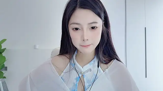 Snapshot of HaagenDazs_ chatting on December 2025 05:18:02 AM HaagenDazs online show from December 2025 05:18:02 AM