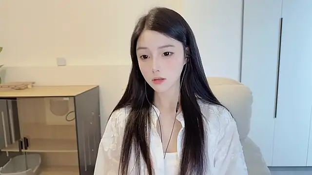Snapshot of HaagenDazs_ chatting on June 2026 03:34:01 AM HaagenDazs online show from June 2026 03:34:01 AM