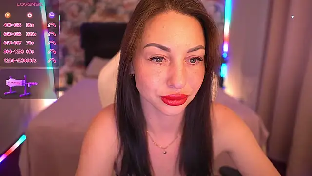 Snapshot of KristiiMax chatting on May 2026 09:35:02 AM KristiiMax online show from May 2026 09:35:02 AM