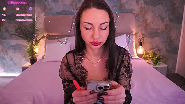 KristiiMax online show from January 2026 10:11:02 AM