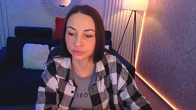 KristiiMax online show from February 2026 02:14:02 PM