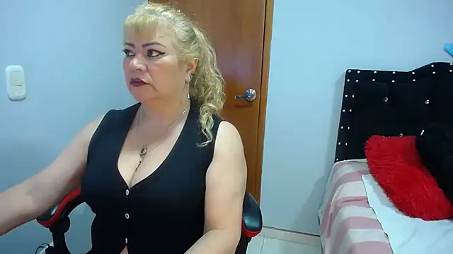 Ursulawhite69 online show from March 2026 12:49:01 AM