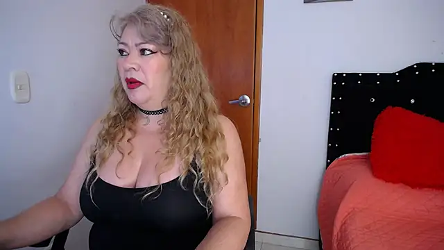 Ursulawhite69 online show from March 2025 03:56:01 PM