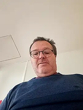Snapshot of mike9473 chatting on September 2025 08:21:01 AM mike9473 online show from September 2025 08:21:01 AM