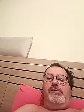 Snapshot of mike9473 chatting on October 2025 08:10:01 PM mike9473 online show from October 2025 08:10:01 PM