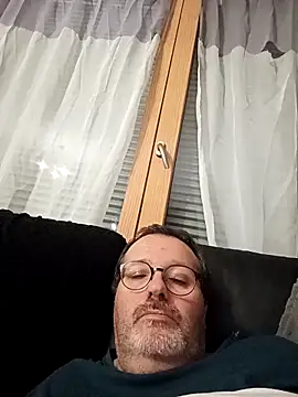 Snapshot of mike9473 chatting on October 2025 08:54:01 PM mike9473 online show from October 2025 08:54:01 PM